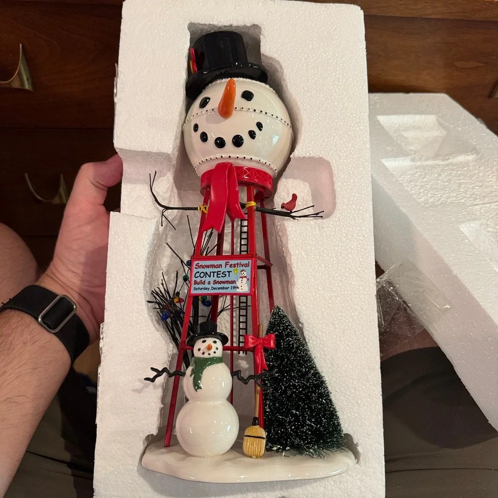 Department 56 Snowman Water Tower Village Accessory 800652 w/ Box Dept 56